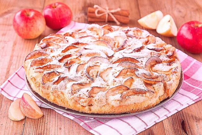 Вкуснейший яблочный пирог в домашних условиях