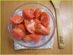 Аджика острая из помидоров и чеснока - фото шаг 2