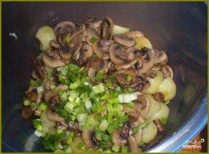 Салат картофельный с грибами - фото шаг 2