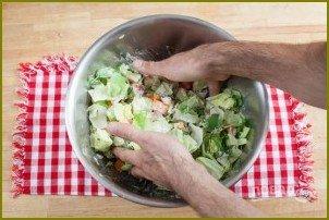 Рецепт салата с креветками - фото шаг 6