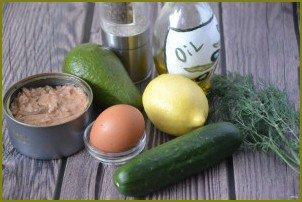 Салат с авокадо, тунцом и огурцом - фото шаг 1