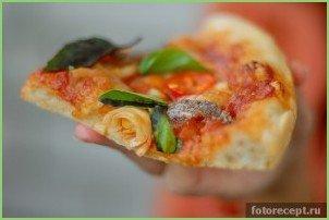 Пицца с анчоусами в мультиварке - фото шаг 7