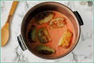 Голубцы в томатно-сметанном соусе в мультиварке