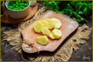 Салат из шпротов с зеленым горошком - фото шаг 2
