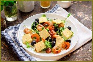 Салат с креветками и виноградом - фото шаг 6