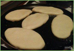 Пирожки с картофелем на кефире - фото шаг 7
