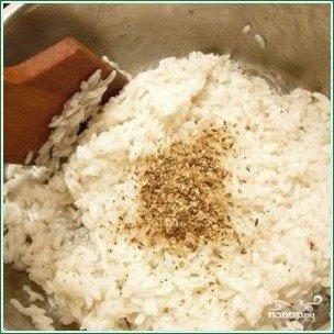 Рассыпчатый рис с подливой