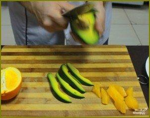 Салат с авокадо и апельсинами - фото шаг 5