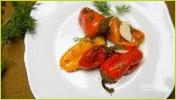 Маринованный болгарский перец с чесноком - фото шаг 5