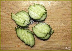 Салат из зеленого горошка и свежей капусты - фото шаг 2