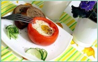 Яичница в помидорах в духовке