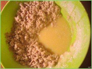 Песочное тесто для пирога с ягодами - фото шаг 4