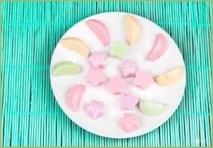 Желейные конфеты из йогурта - фото шаг 4