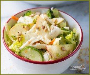 Салат из свежей капусты с яблоком - фото шаг 7