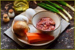 Салат с яичными блинчиками и печенью - фото шаг 1