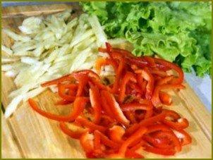 Салат с креветками и болгарским перцем - фото шаг 2