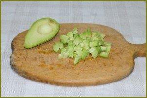 Вегетарианский салат с авокадо - фото шаг 2