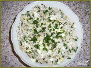 Салат из скумбрии с рисом - фото шаг 6