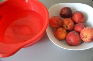 Варенье из персиков с лимоном - фото шаг 2