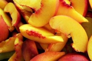 Варенье из персиков в аэрогриле - фото шаг 1