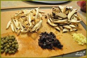 Салат с орехами и грибами - фото шаг 1
