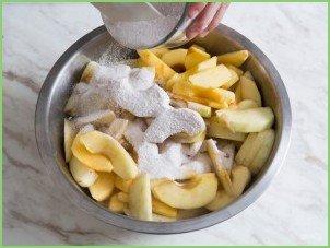 Пирог с ароматными яблоками - фото шаг 5