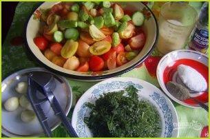 Салат на зиму из огурцов и помидоров - фото шаг 2