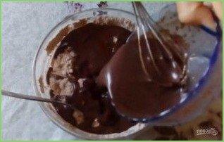 Рецепт шоколадного пирога с творожными шариками - фото шаг 8