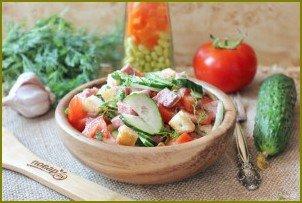 Салат с помидорами, огурцами и сухариками - фото шаг 9