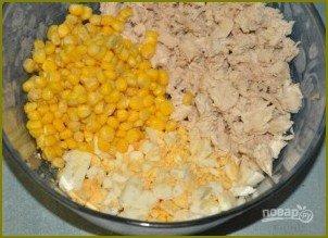 Салат с вешенками, курицей и кукурузой - фото шаг 3