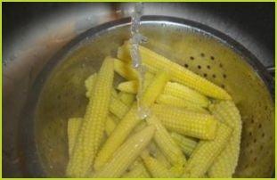 Закатка кукурузы - фото шаг 2