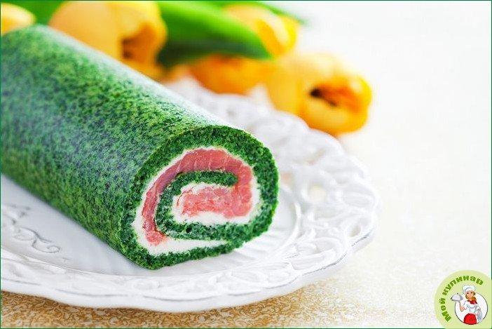 Зеленый рулет из шпината с лососем