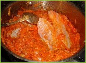 Рыба в маринаде с морковкой - фото шаг 2