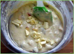Заливной пирог с персиками и голубикой - фото шаг 4