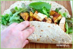 Лепешки с курицей, шпинатом и сыром Бри - фото шаг 4