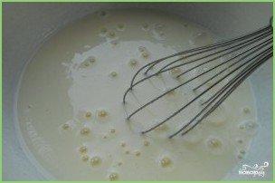 Вкусные пончики на кефире - фото шаг 2