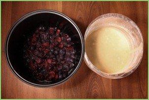 Сливовый пирог в мультиварке - фото шаг 2