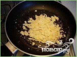 Яблочные конвертики с миндалем и изюмом - фото шаг 4