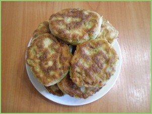 Капустные оладушки на кефире - фото шаг 12