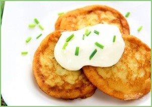 Картофельные оладьи из пюре - фото шаг 6