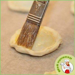 Пирожки с лососем - фото шаг 10