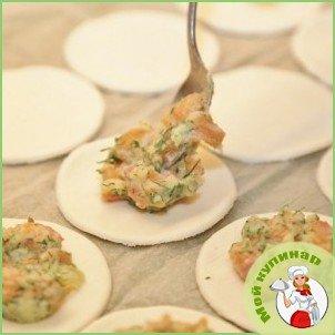 Пирожки с лососем - фото шаг 6