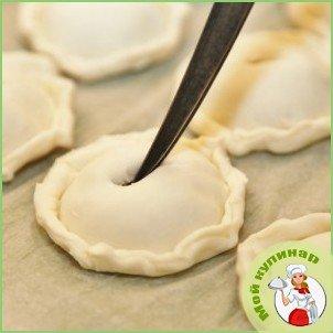 Пирожки с лососем - фото шаг 9