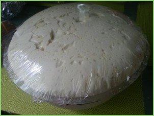 Пирожки с творогом и изюмом из дрожжевого теста - фото шаг 3