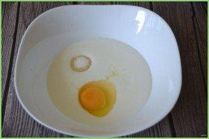 Пышные оладьи на кефире как у бабушки - фото шаг 2