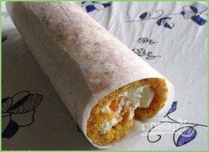 Рулет с творожным кремом - фото шаг 12