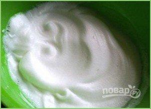 Рулет с творожным кремом - фото шаг 4