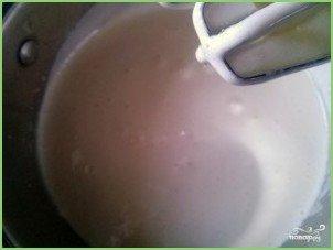 Ванильный бисквит на кипятке - фото шаг 2