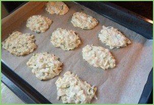 Капустные оладьи в духовке - фото шаг 6