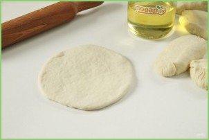 Лепешки с сыром сулугуни - фото шаг 5